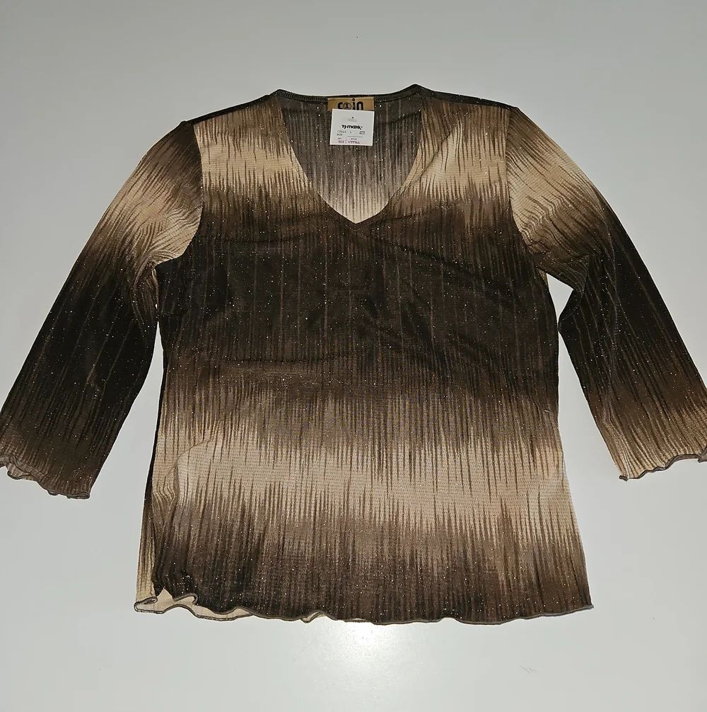 COIN Brown Ombre V-Neck Long Sleeve Top